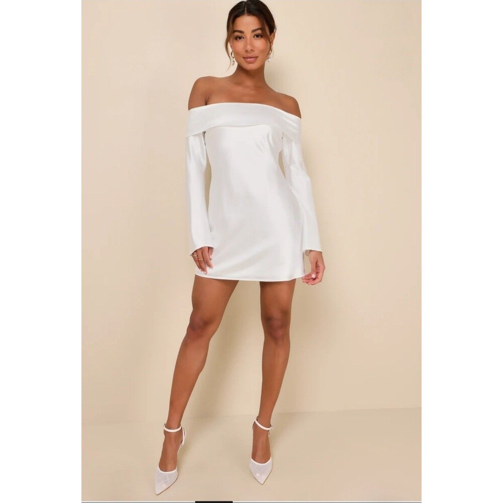 Lulus Mini Dress Womens Medium White Satin Luxurious Vision Off-the-Shoulder NWT